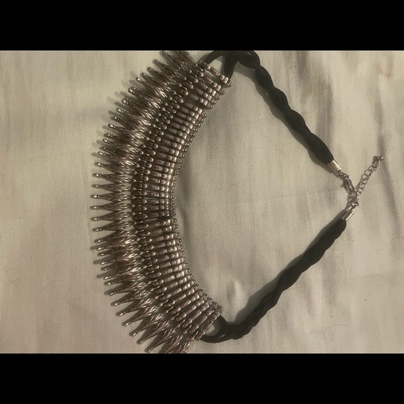 Brutalist modernist choker with metal dull end spikes, awesome! - Picture 3 of 4